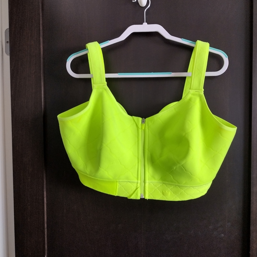Shefit adjustable sports bra